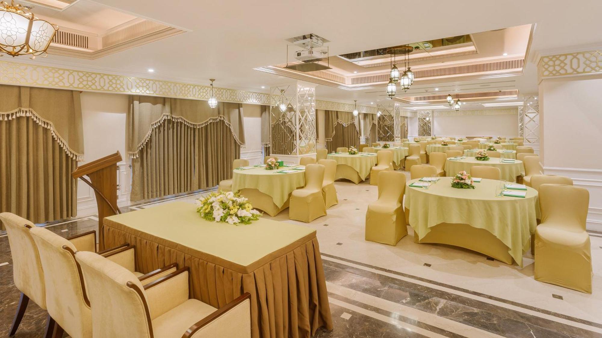 Holiday Inn Dhaka City Centre By Ihg Bagian luar foto